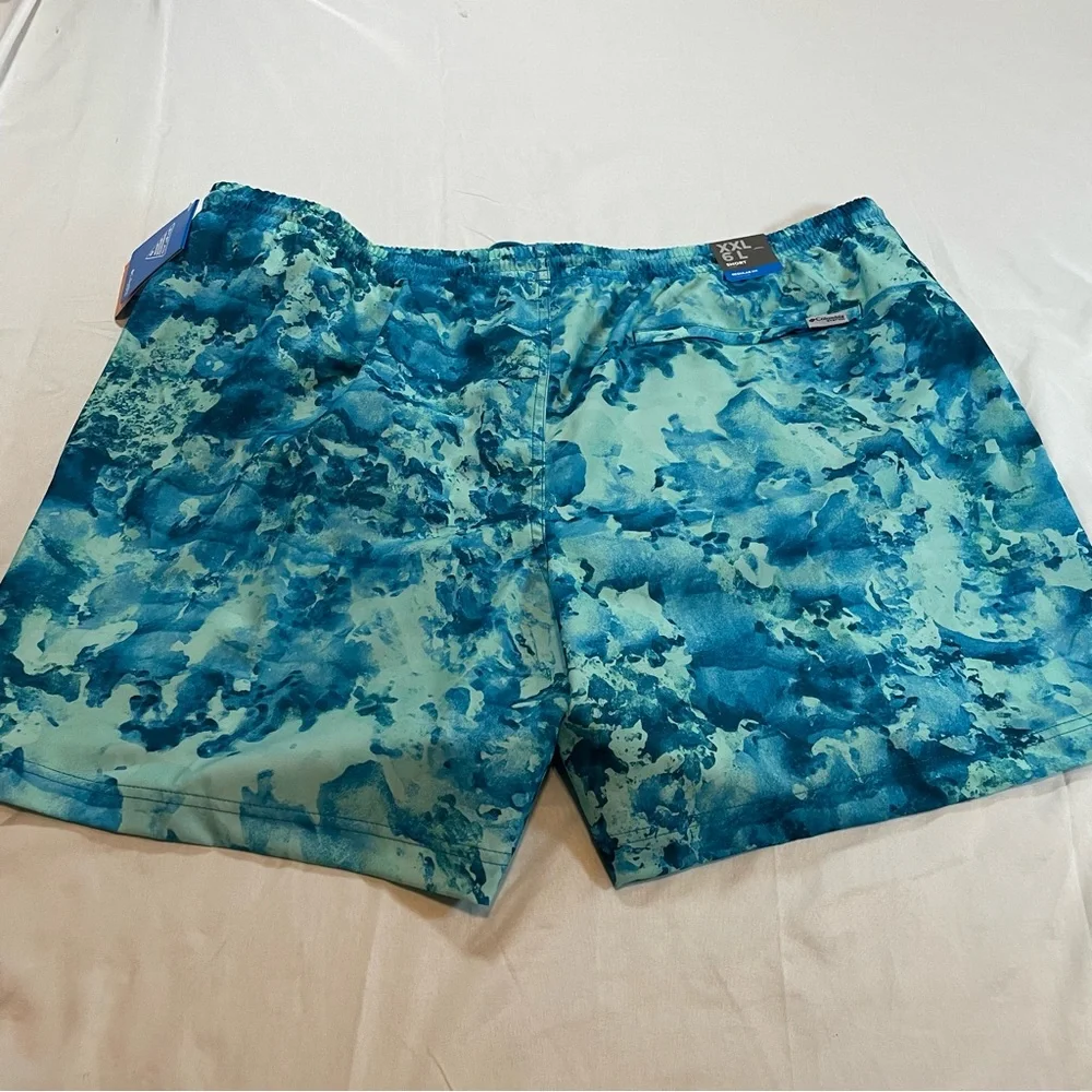 Columbia Aqua‎ and Navy Swim Trunks
